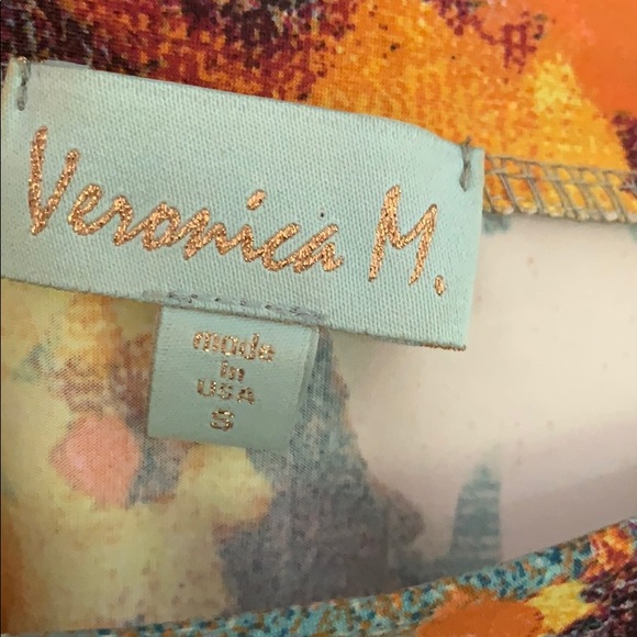 Veronica M Quarter inch sleeves on or off shoulder - Picture 3 of 3